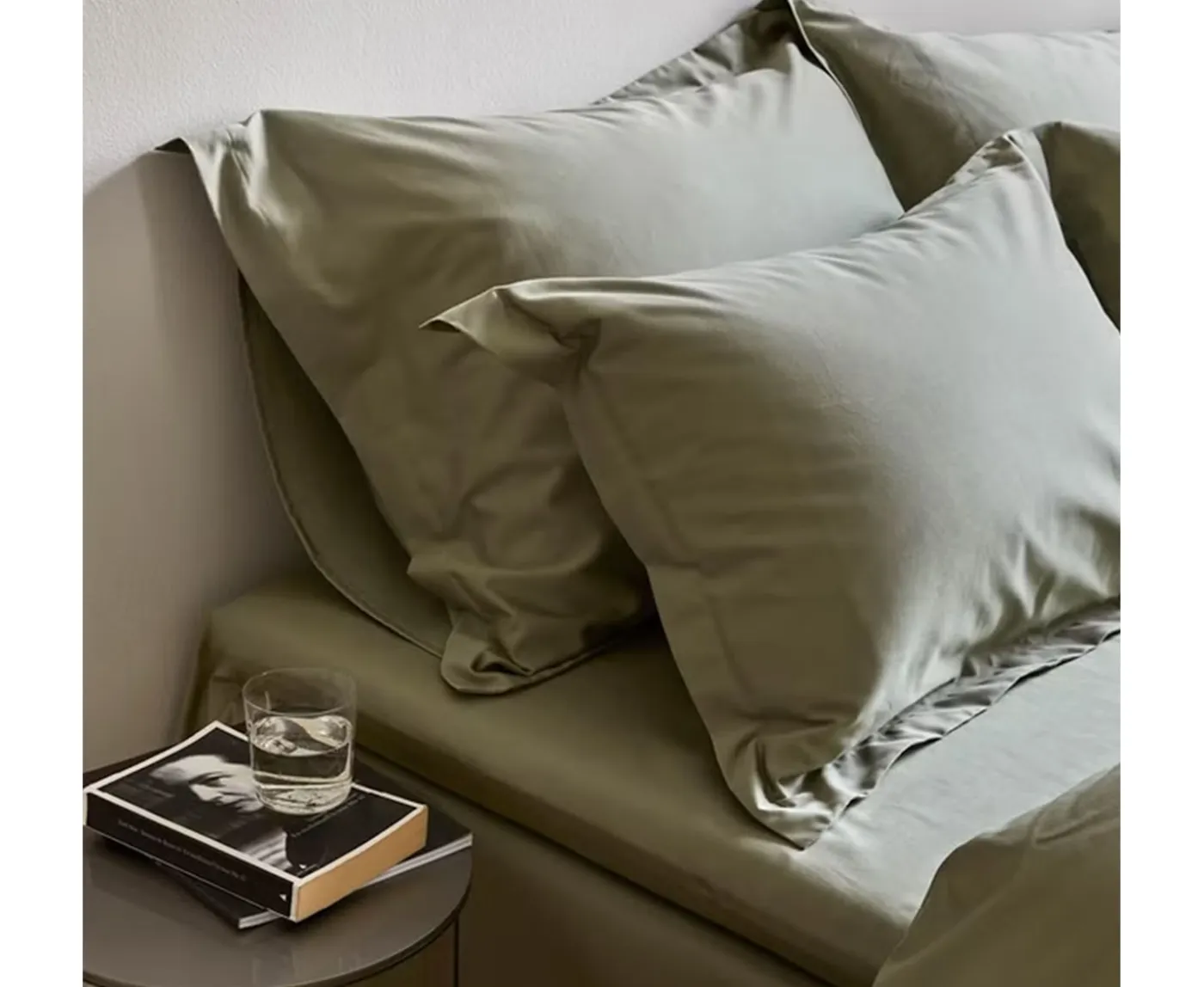 Høie Elegance Underlakan Satin Dämpad Grön 240x270