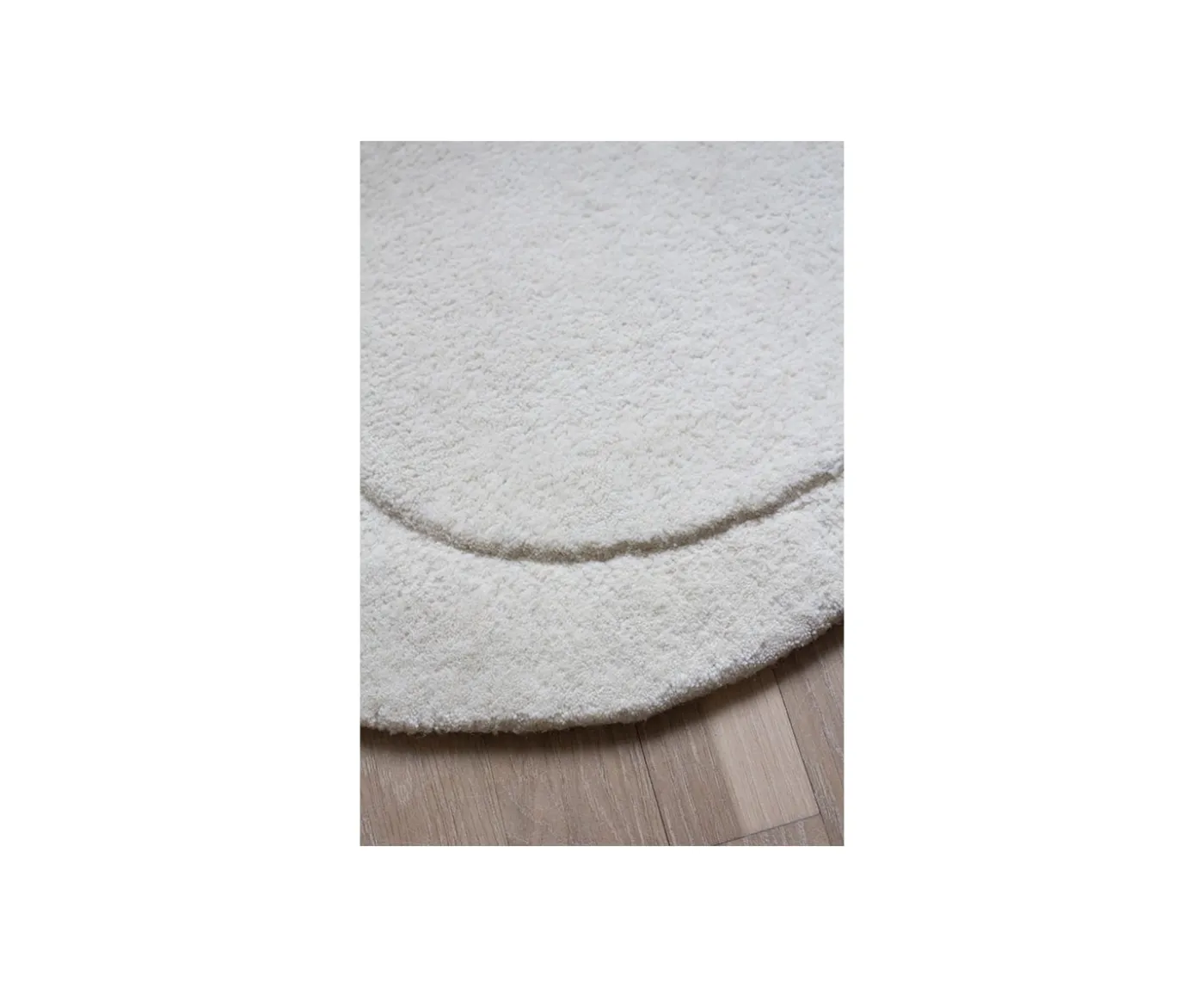 Layered Residue Ullmatta Bone White 265x400