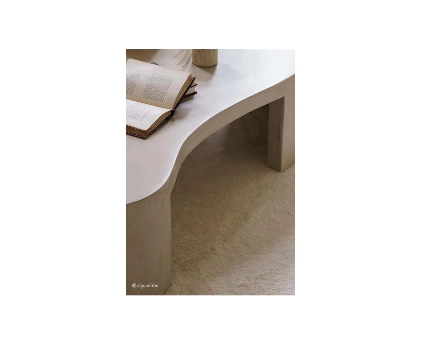 Layered Residue Ullmatta Bone White 265x400