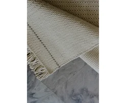 Linie Design Awakened Mind Ullmatta White 200x300