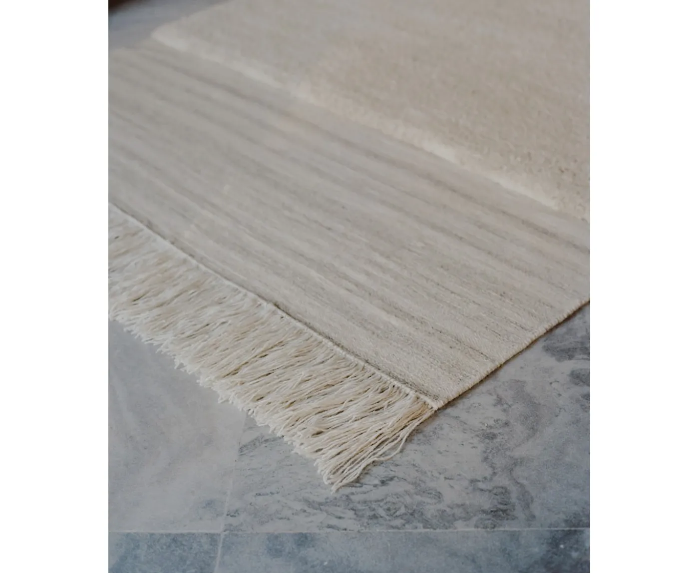 Linie Design Eternal Eye Ullmatta Natural 200x300