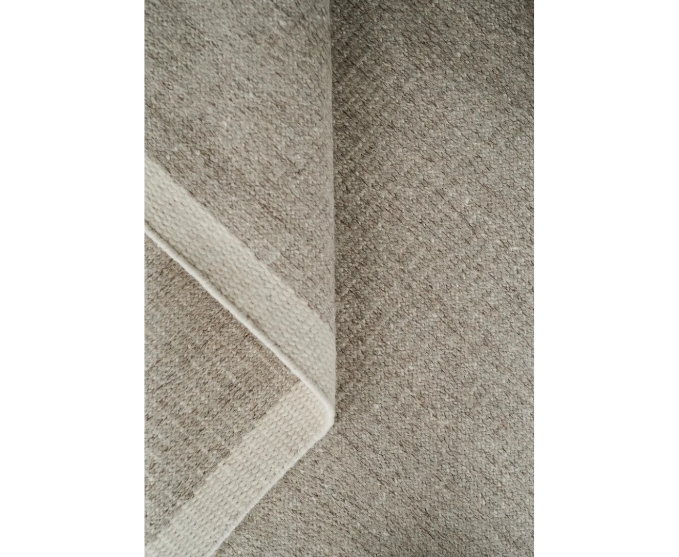 Linie Design Frode Ullmatta Natural 250x350