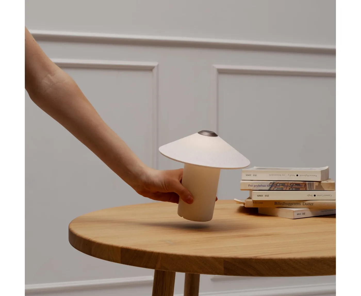LYFA Futé Portabel Bordslampa 17cm