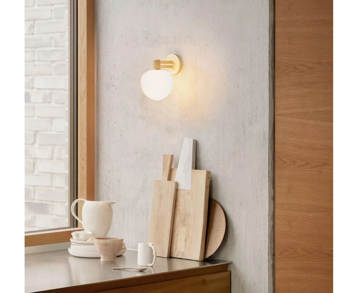 LYFA Memoir Vägglampa Brass 18cm