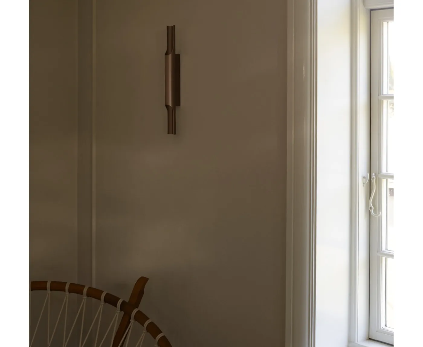 LYFA Pan Vägglampa Bronze 38cm