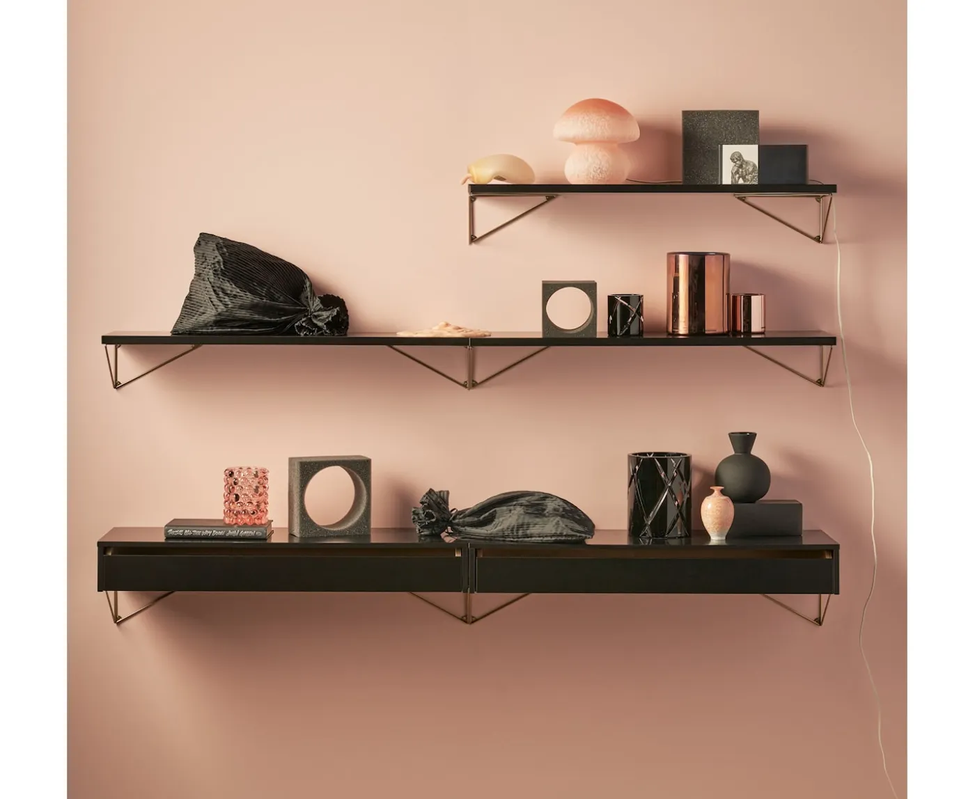 Maze Pythagoras Hyllplan Black 20x60cm