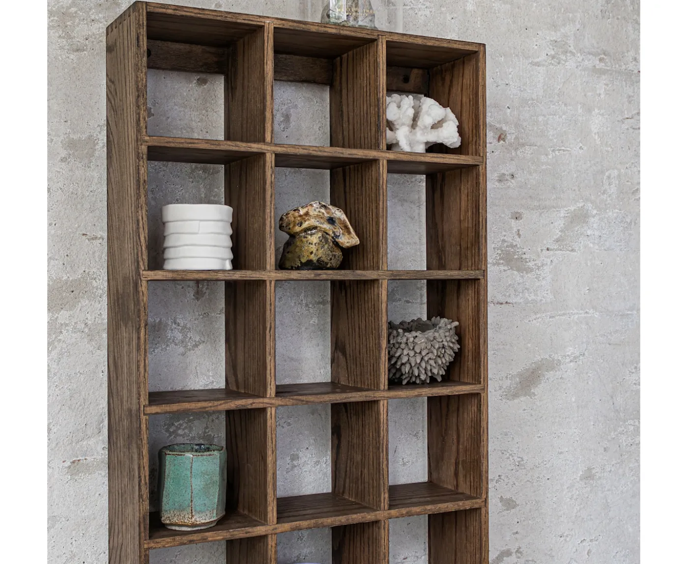 Mette Ditmer Showcase Display Hylla Dark Oiled