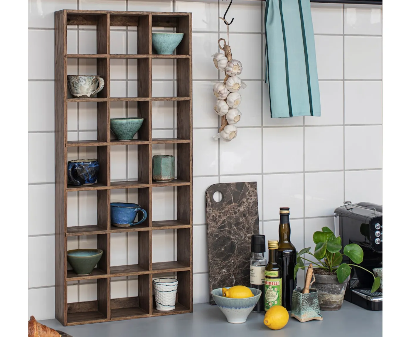 Mette Ditmer Showcase Display Hylla Dark Oiled