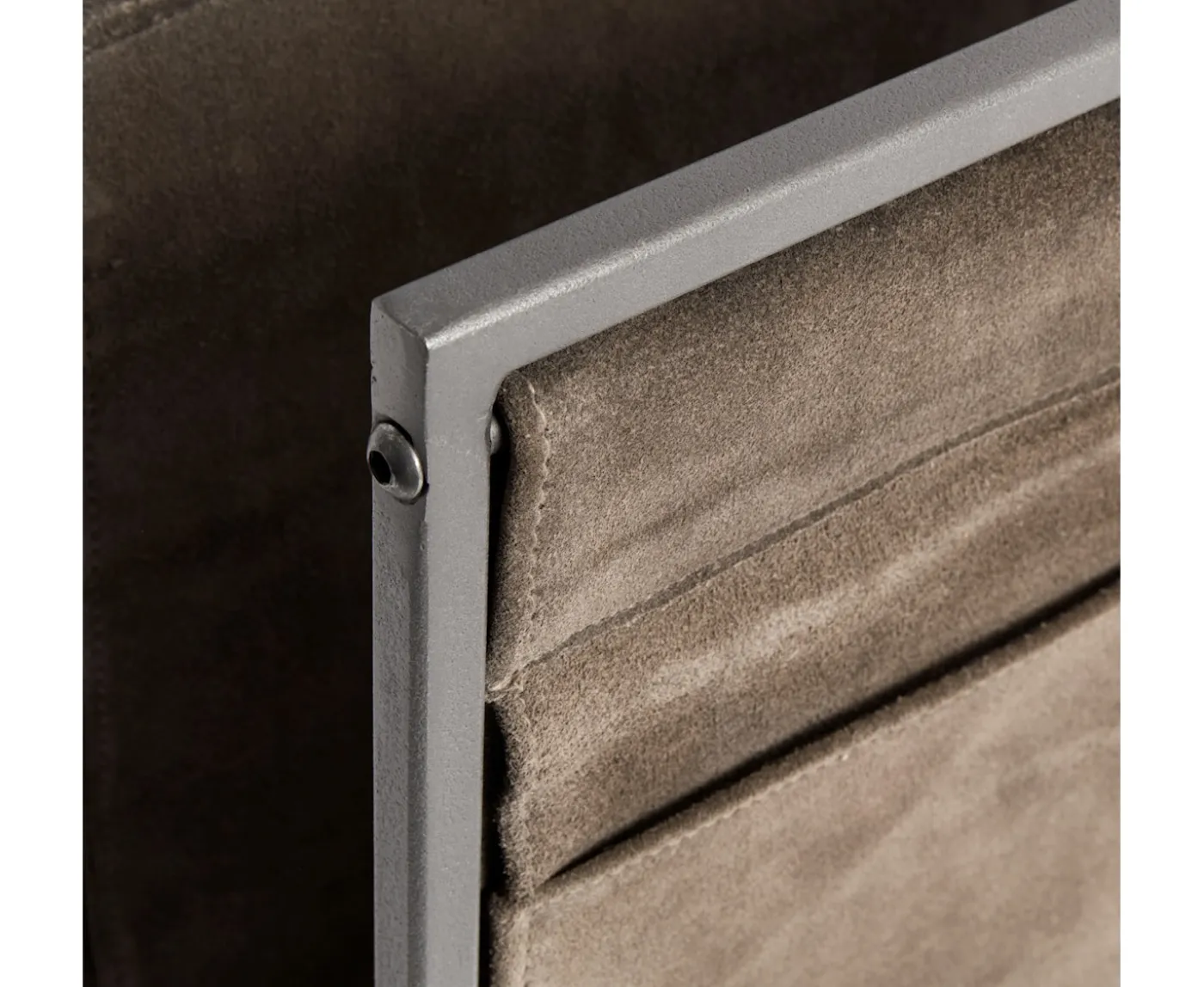 Muubs Bronx Tidningställ Black Iron 40x40