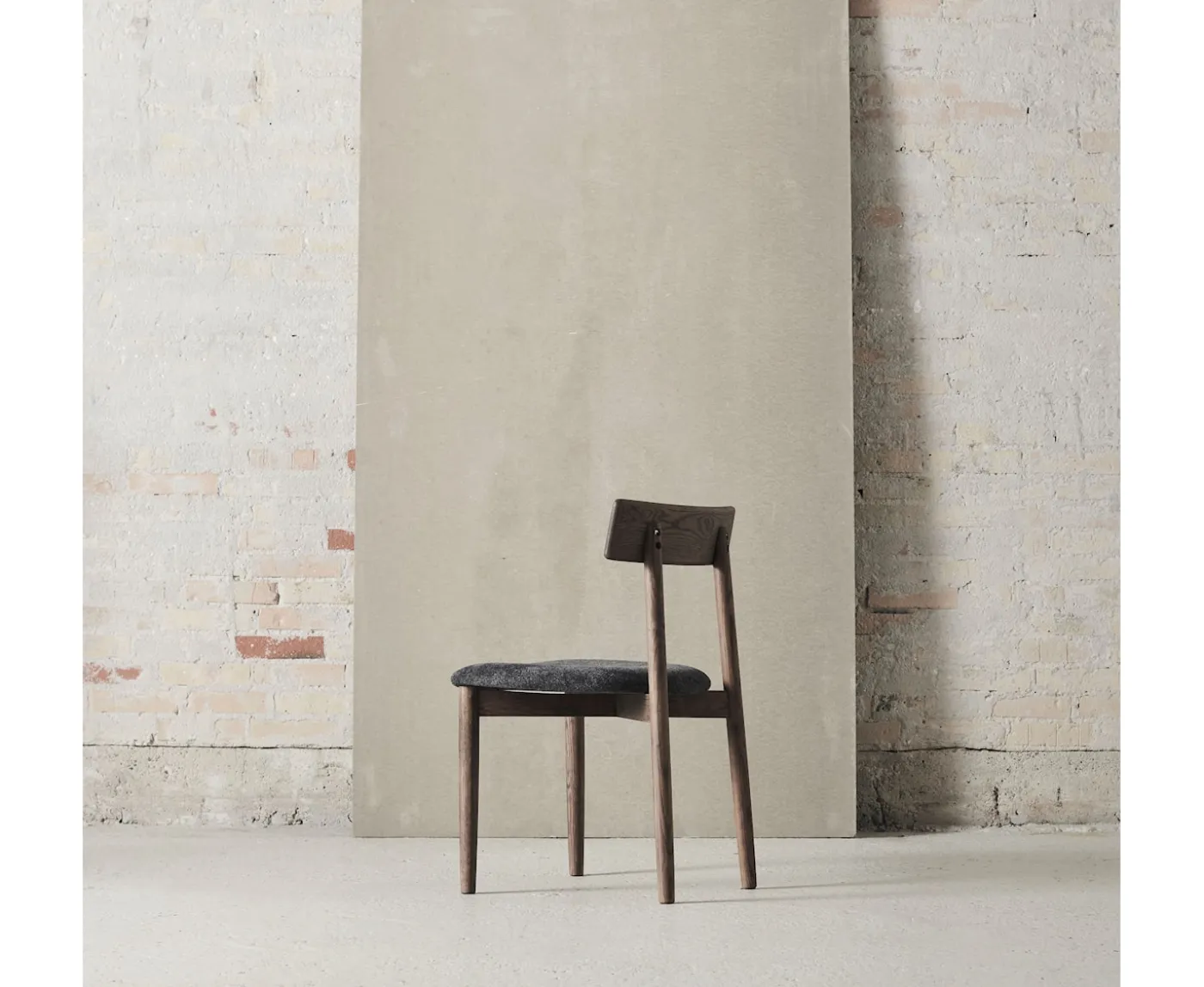 Muubs Tetra Matstol Dark Oiled Oak/Granite
