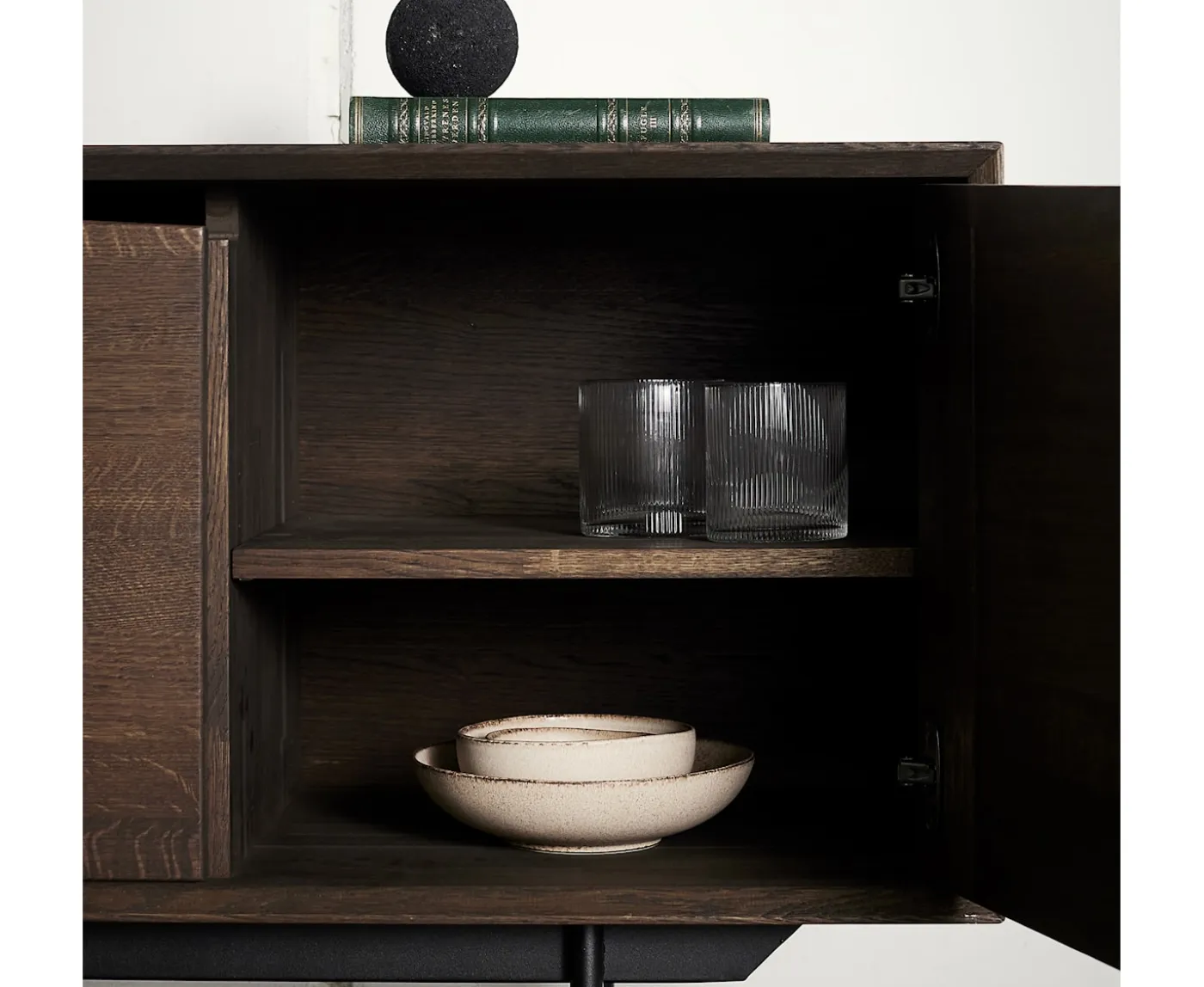 Muubs Wing 4 dörrar Sideboard Smoked Oak 185x72