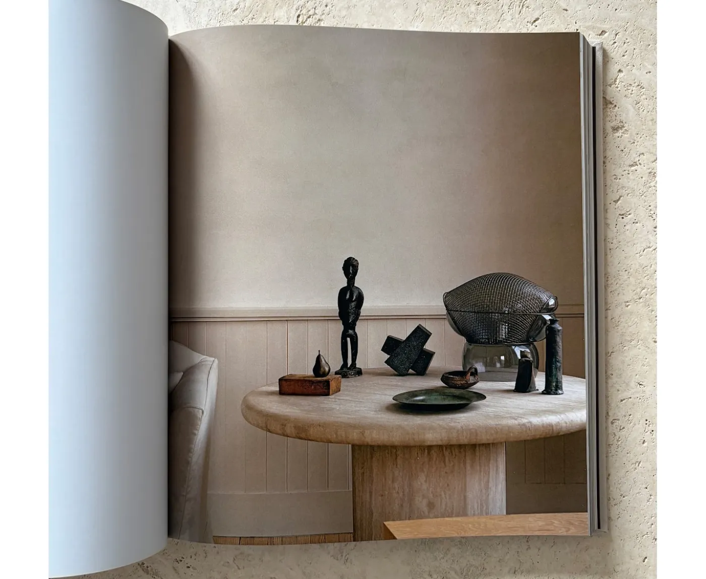 New Mags Arranging Things - Colin King Bok