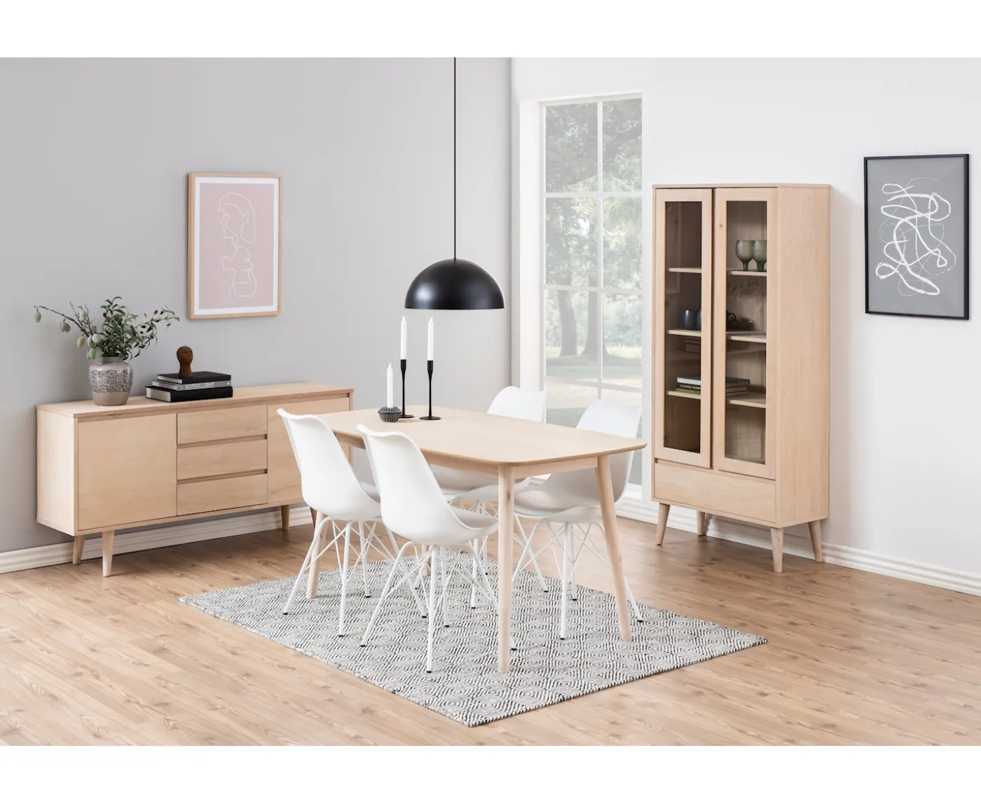 Nordic Home Nicki Vitrinskåp White