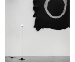 Northern Snowball Golvlampa Black