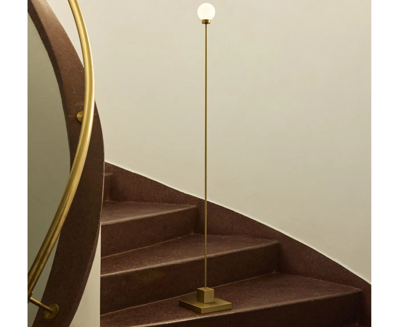 Northern Snowball Golvlampa Portabel Brass