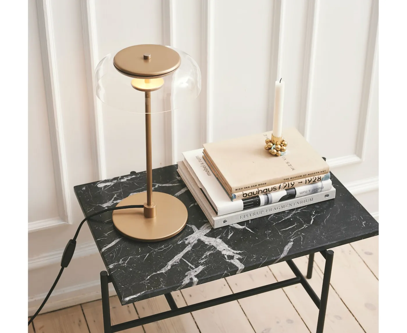 Nuura Blossi Bordslampa Nordic Gold/Clear Small