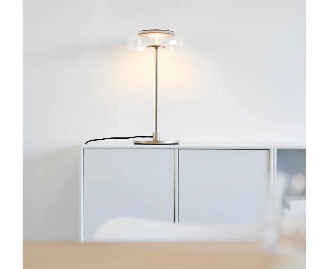 Nuura Blossi Bordslampa Nordic Gold/Clear Small