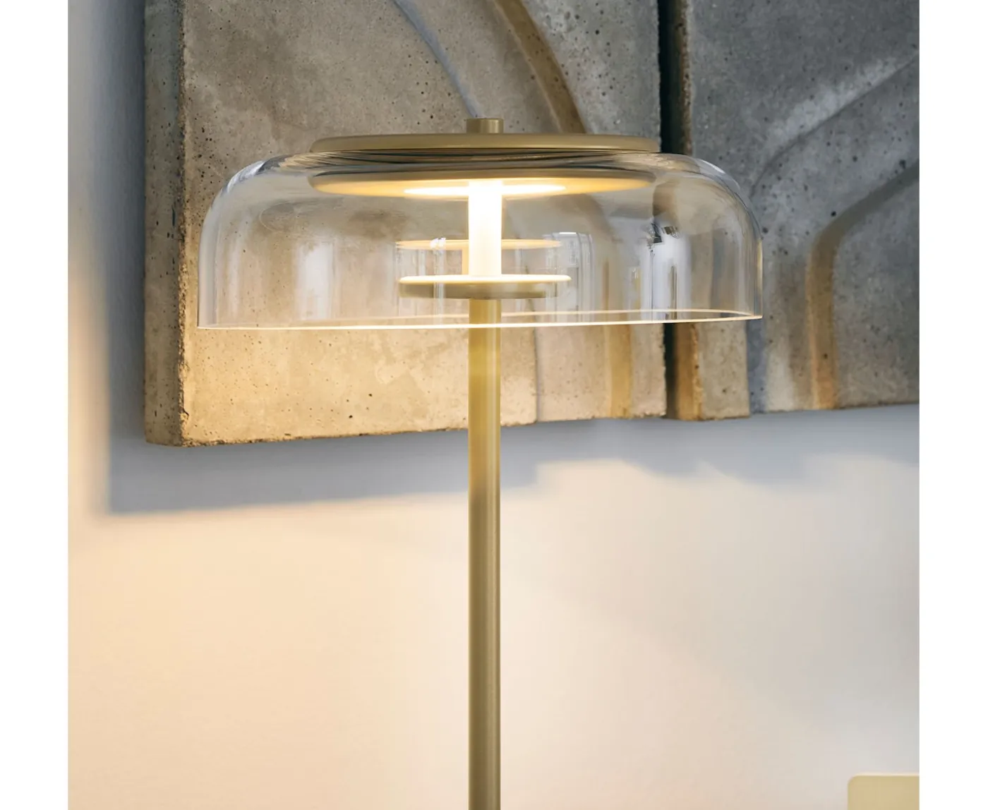 Nuura Blossi Bordslampa Nordic Gold/Clear Small