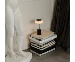 Nuura Blossi Mini Portabel Bordslampa Black/Opal
