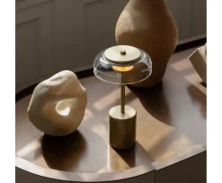 Nuura Blossi Mini Portabel Bordslampa Nordic Gold/Clear