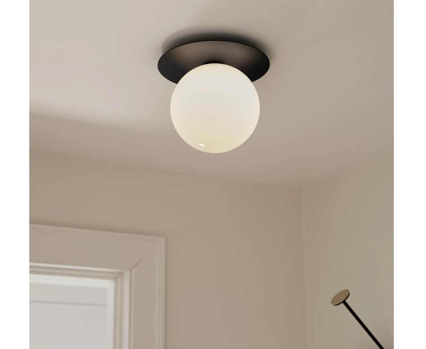 Nuura Liila 1 Vägg-/taklampa Black/Opal Large