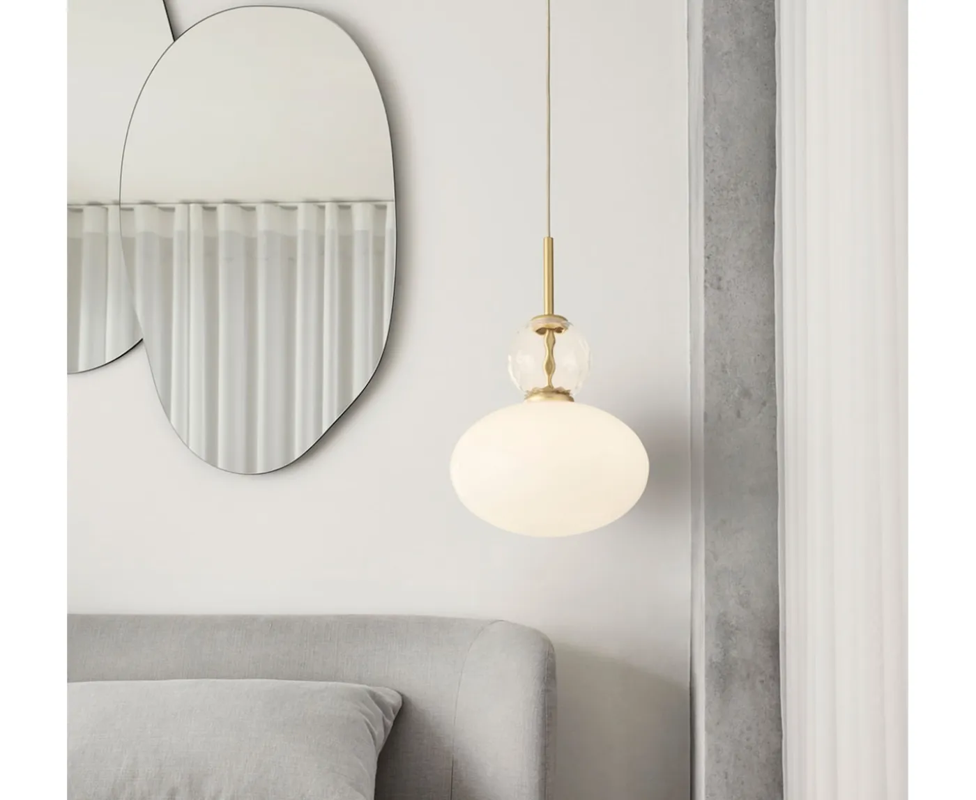Nuura Rizzatto 32 Taklampa Satin Brass/Opal