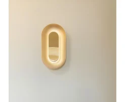 Nuura Sasi Vägglampa Brass Small