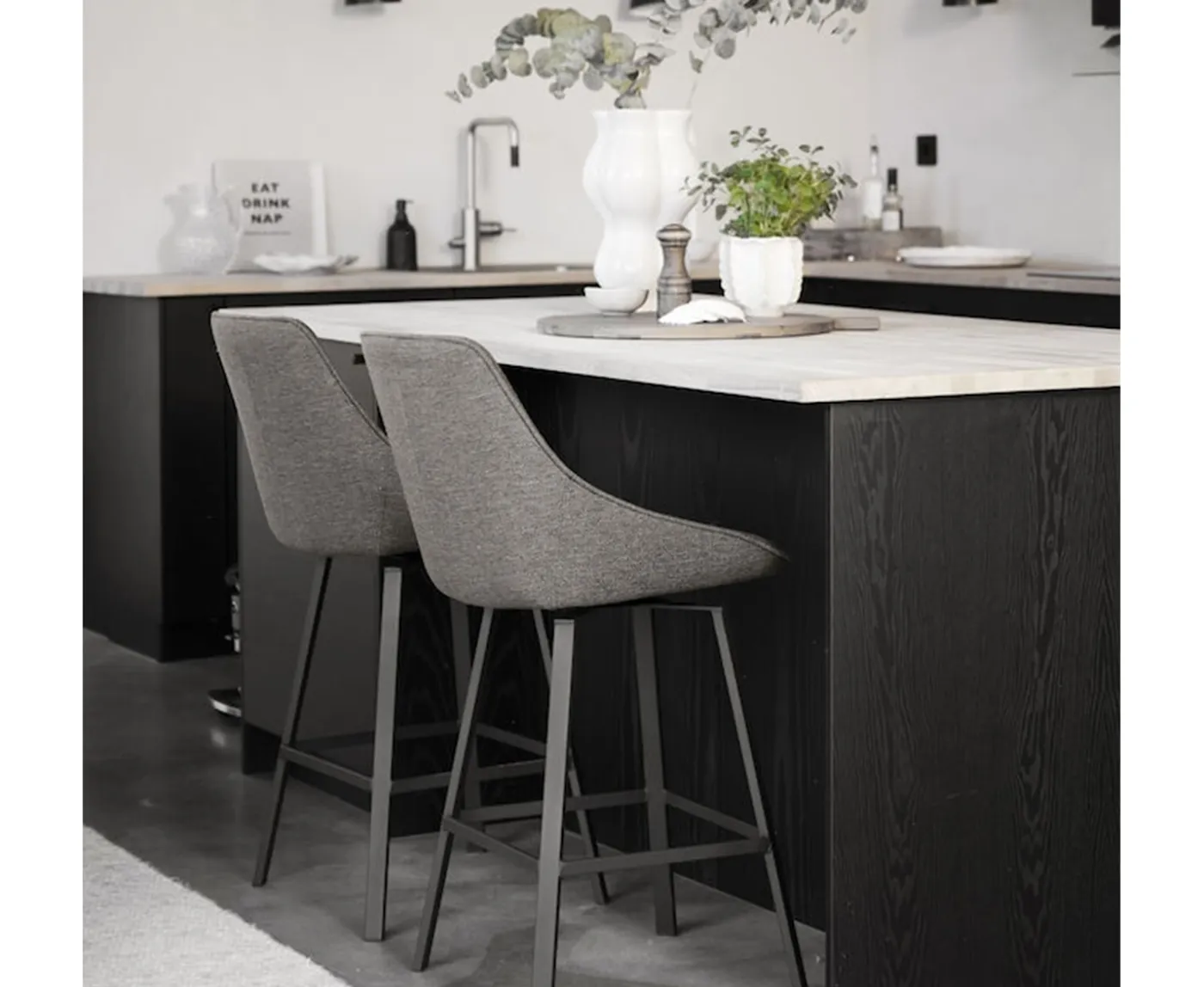 Rowico Home Alison Barstol Mörkbeige/Svart