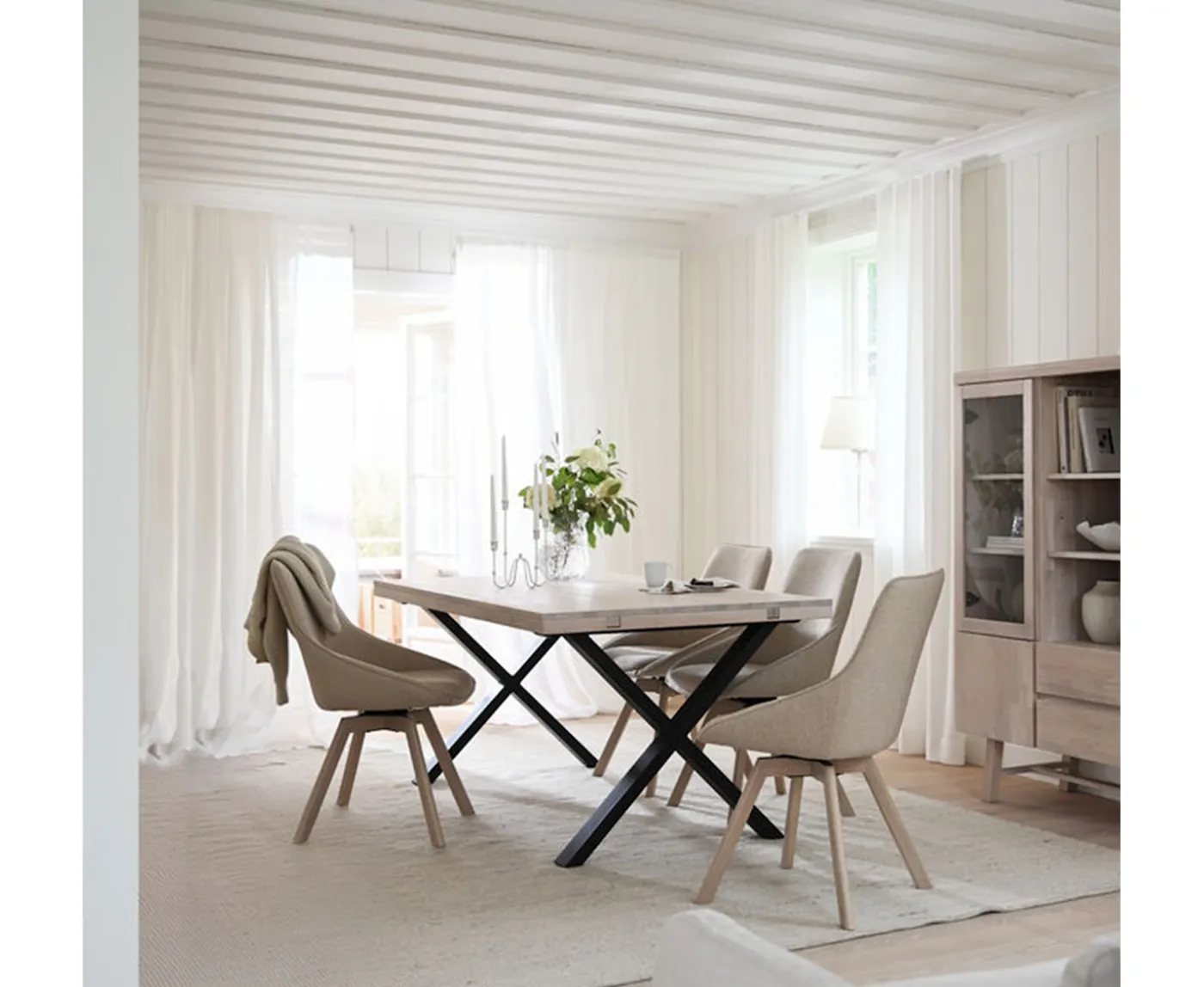 Rowico Home Alison Matstol Ljusbeige/Vitpigmenterad