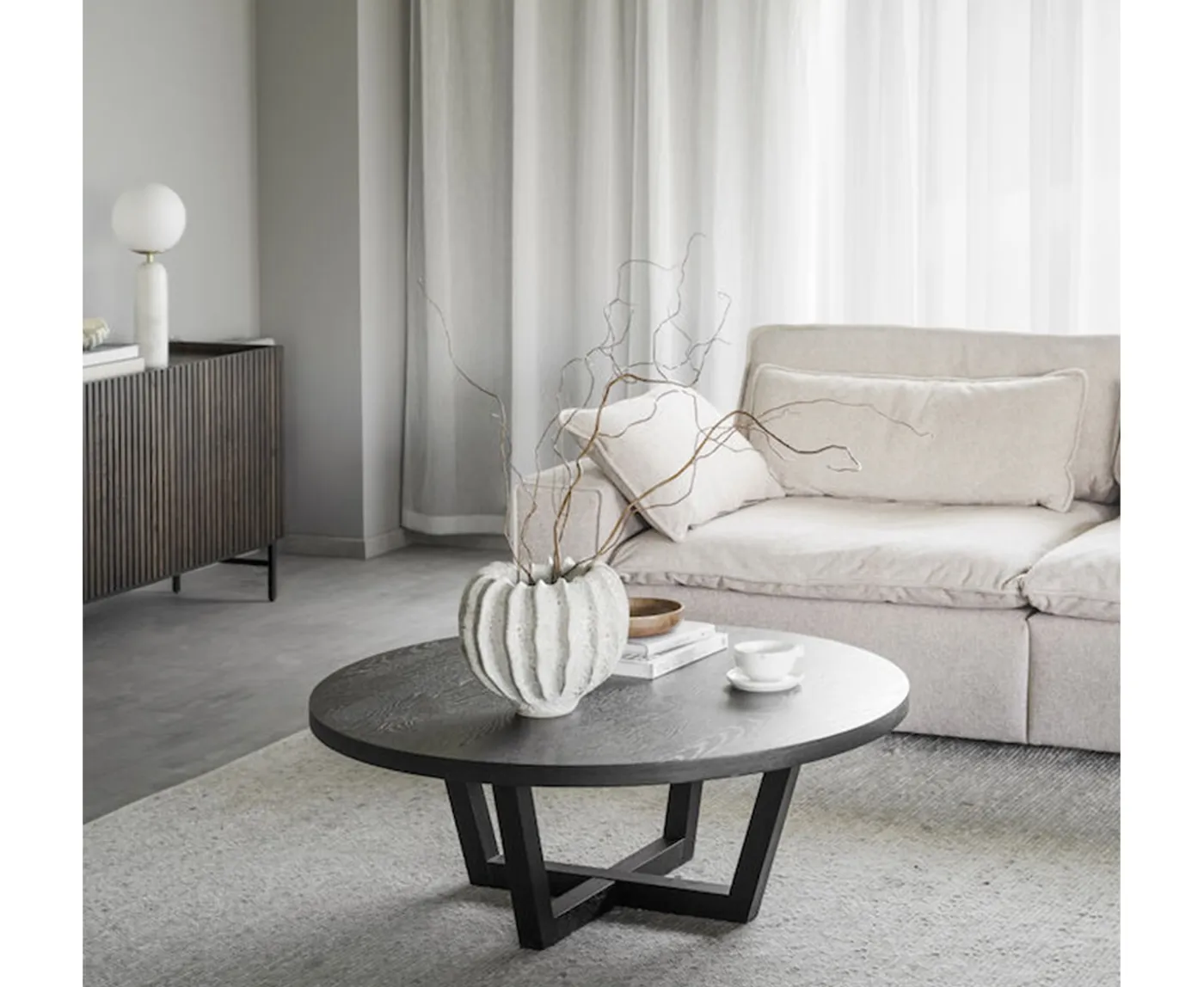 Rowico Home Boxford Soffbord Svart Ø110