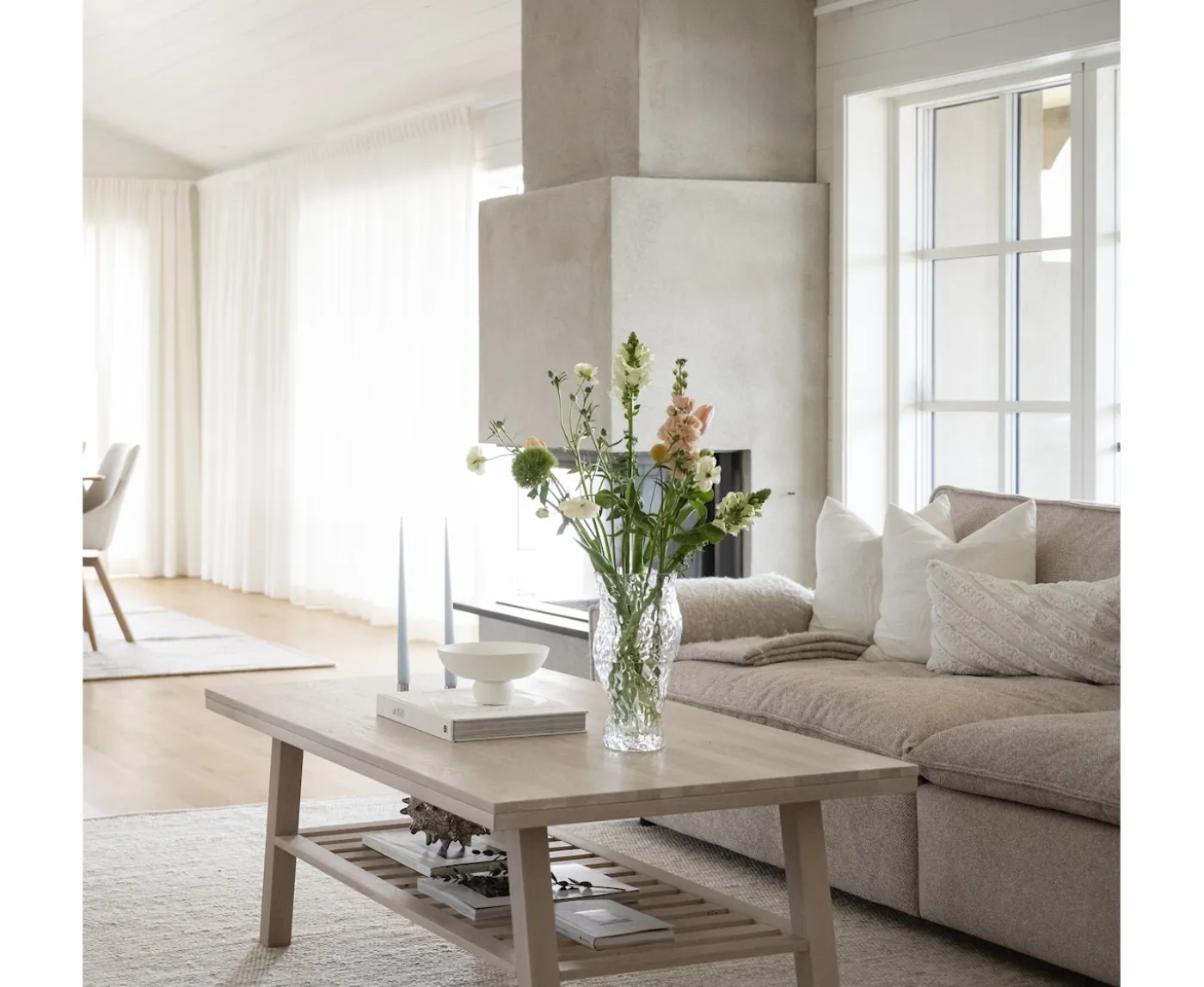 Rowico Home Brooklyn Soffbord Vitpigmenterad Ek