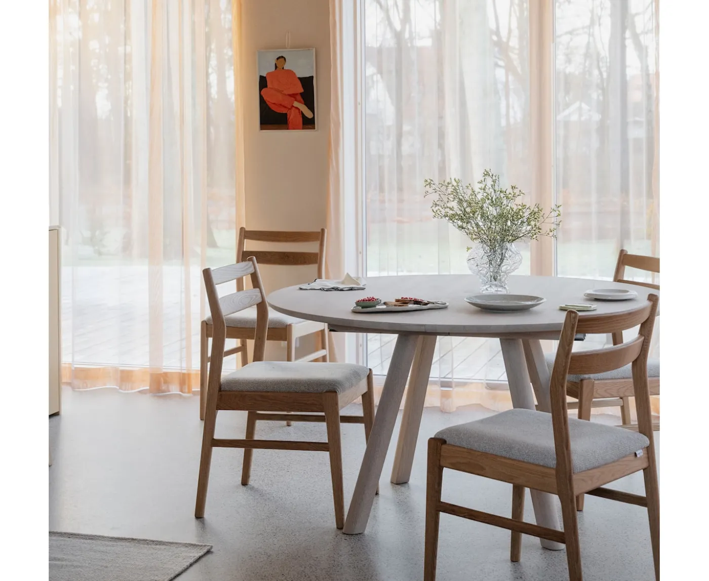Rowico Home Clapperton Matbord Vitpigmenterad Ø140