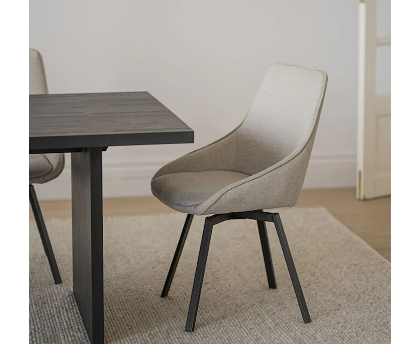 Rowico Home Emmett Matbord Brun 240cm