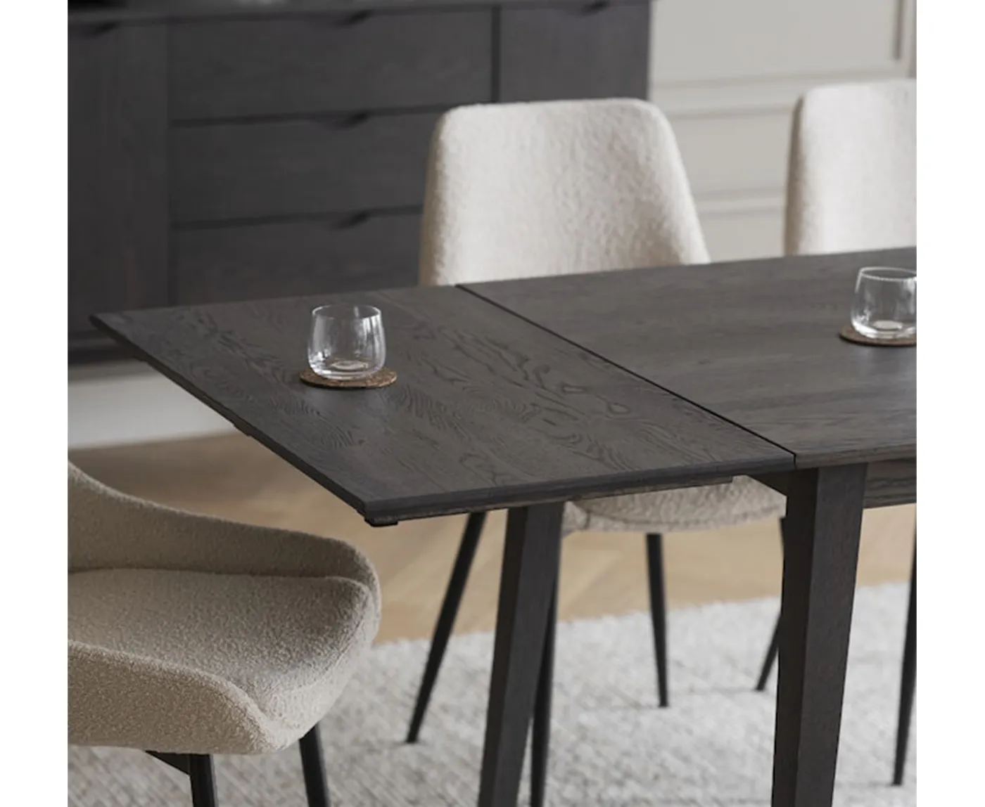 Rowico Home Filippa Klaffbord Mörkbrun Ek 80cm