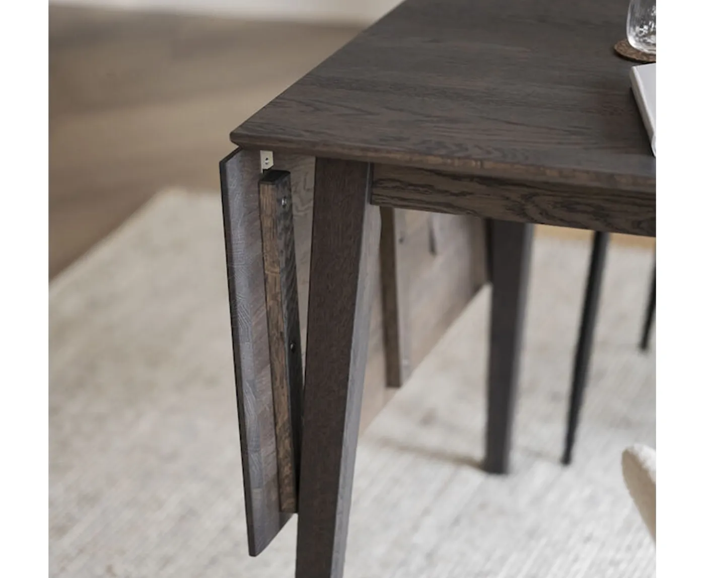 Rowico Home Filippa Klaffbord Mörkbrun Ek 80cm