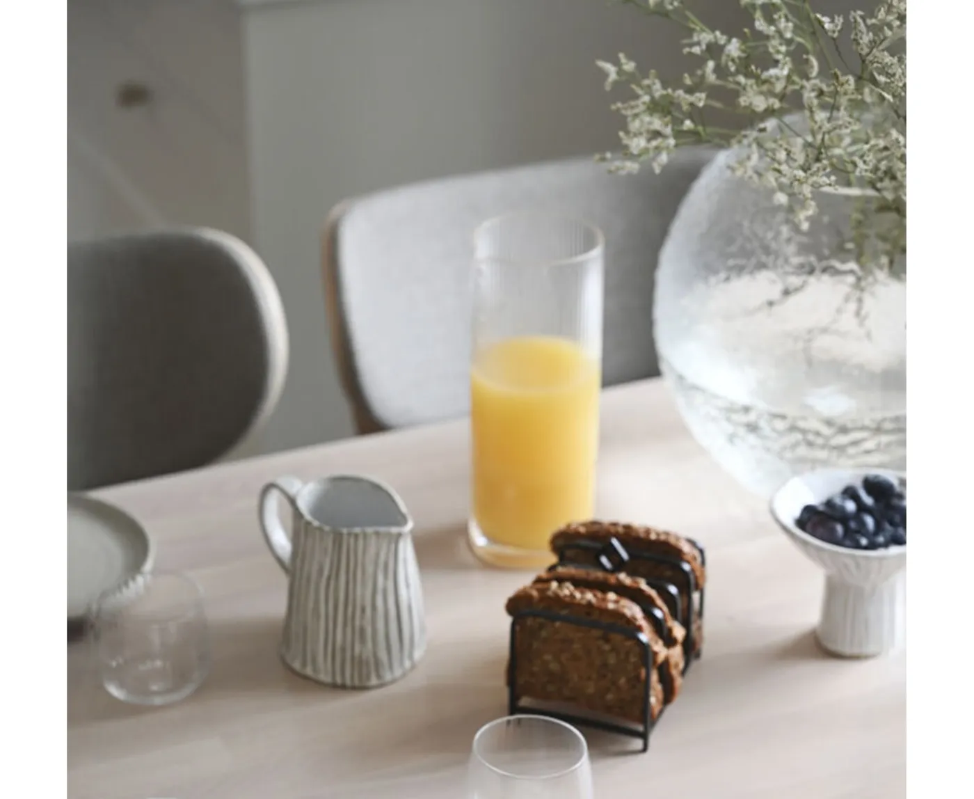 Rowico Home Filippa Klaffbord Vitpigmenterad 120cm