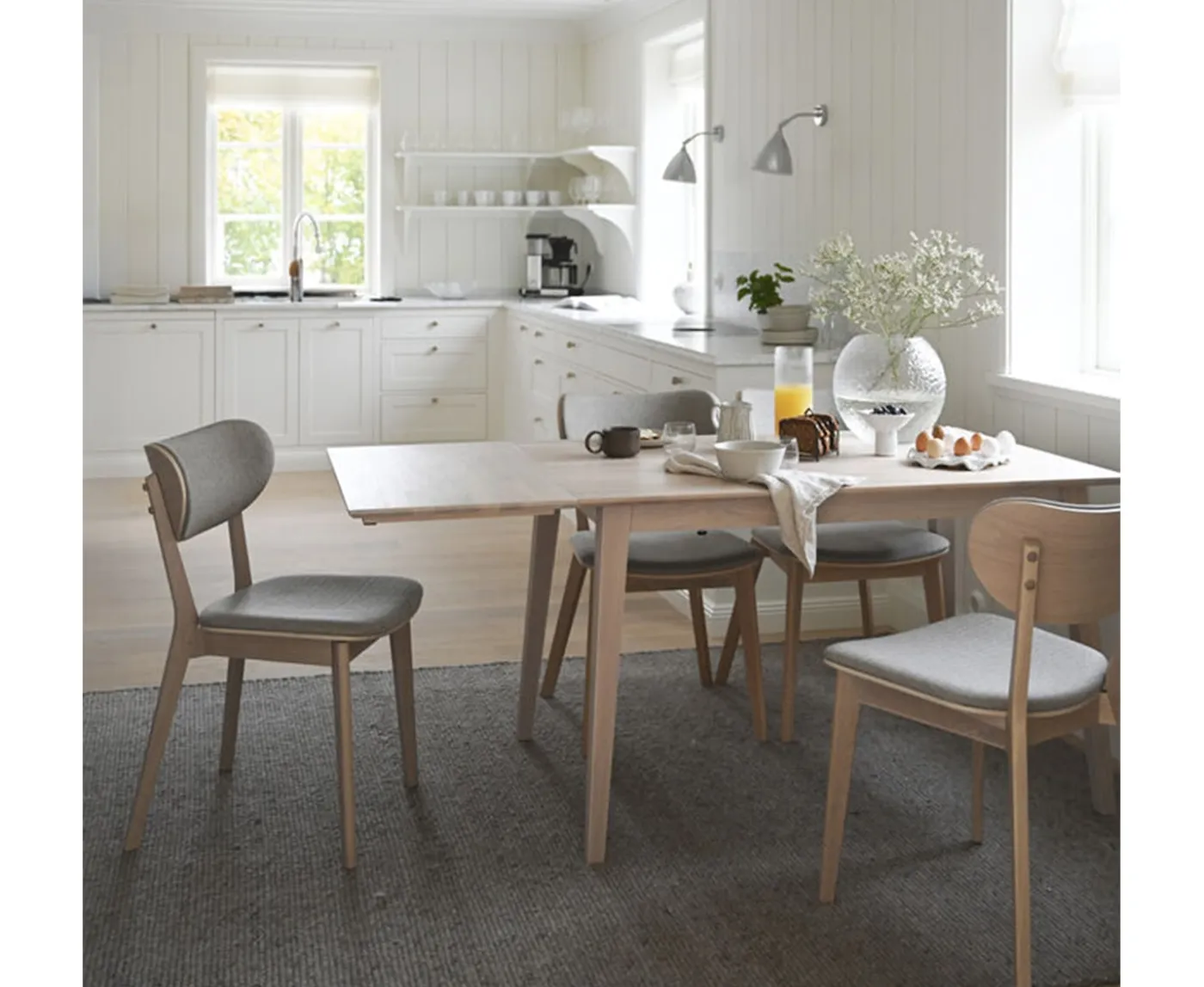 Rowico Home Filippa Klaffbord Vitpigmenterad 120cm