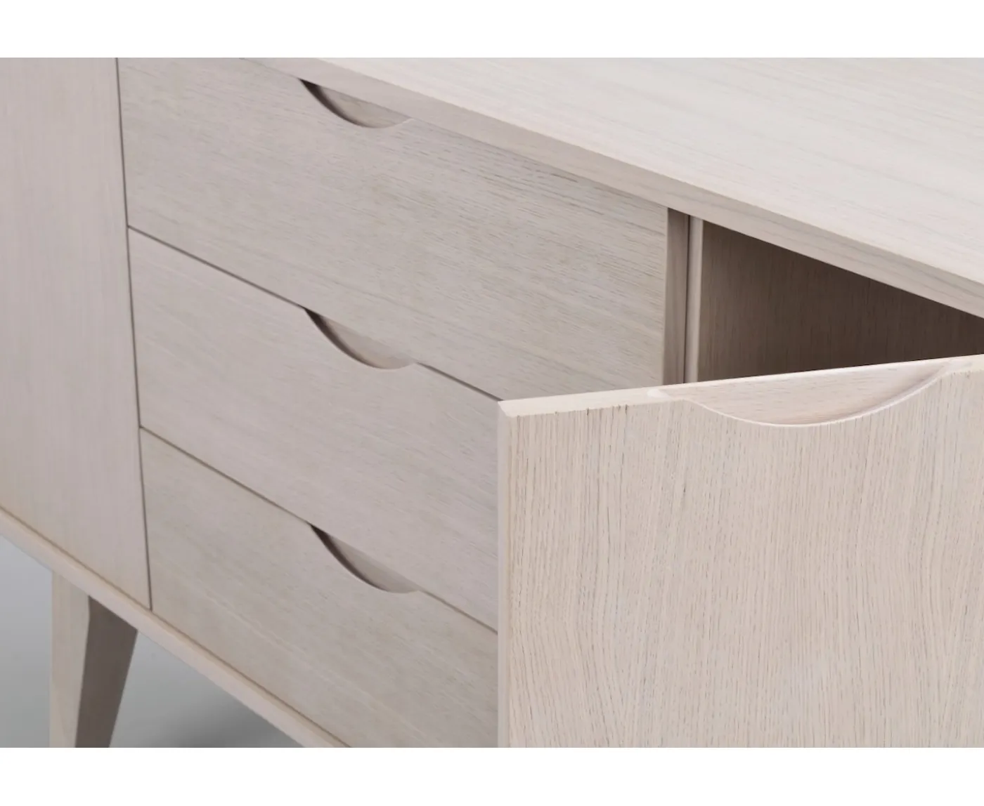 Rowico Home Filippa Sideboard Vitpigmenterad 122cm