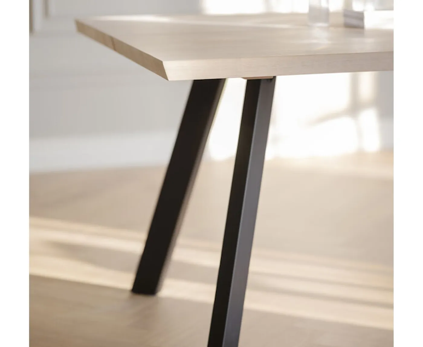 Rowico Home Fred Matbord Vitpigmenterad 170cm