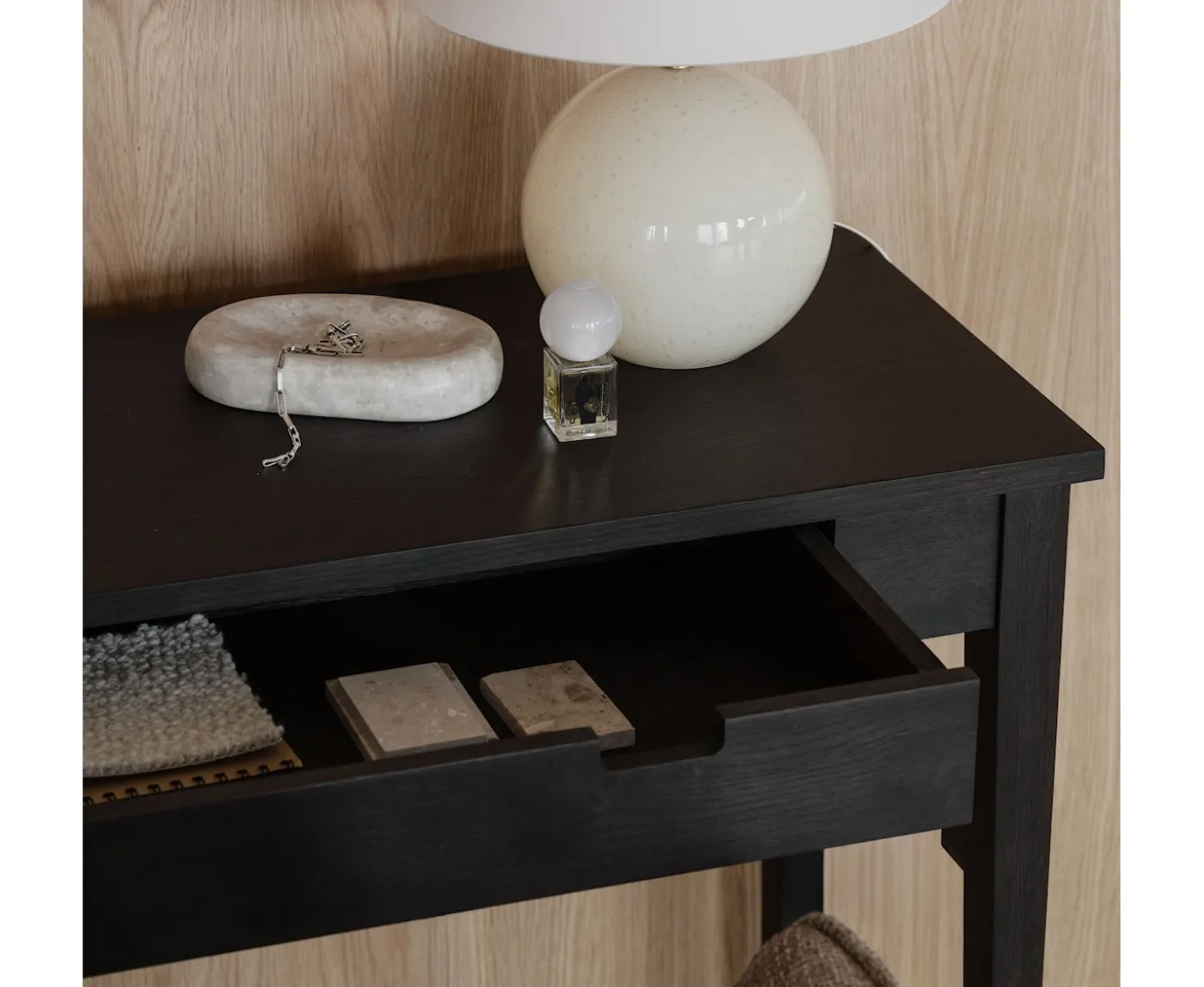 Rowico Home Garrison Konsolbord Brun