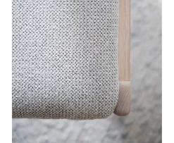 Rowico Home Kerwin Matstol Vitpigmenterad Ek/Ljusbeige