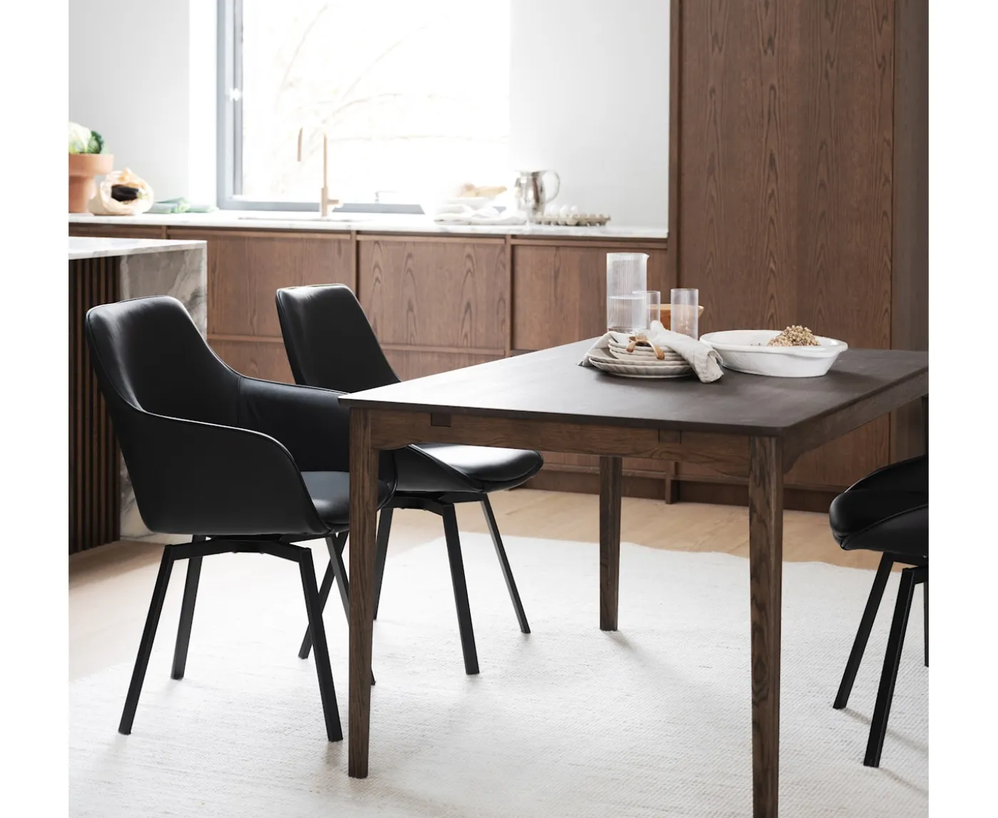 Rowico Home Markham Matbord Brun 140cm