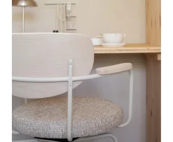 Rowico Home Merrick Snurr Karmstol Mörkbeige/Vitpigment