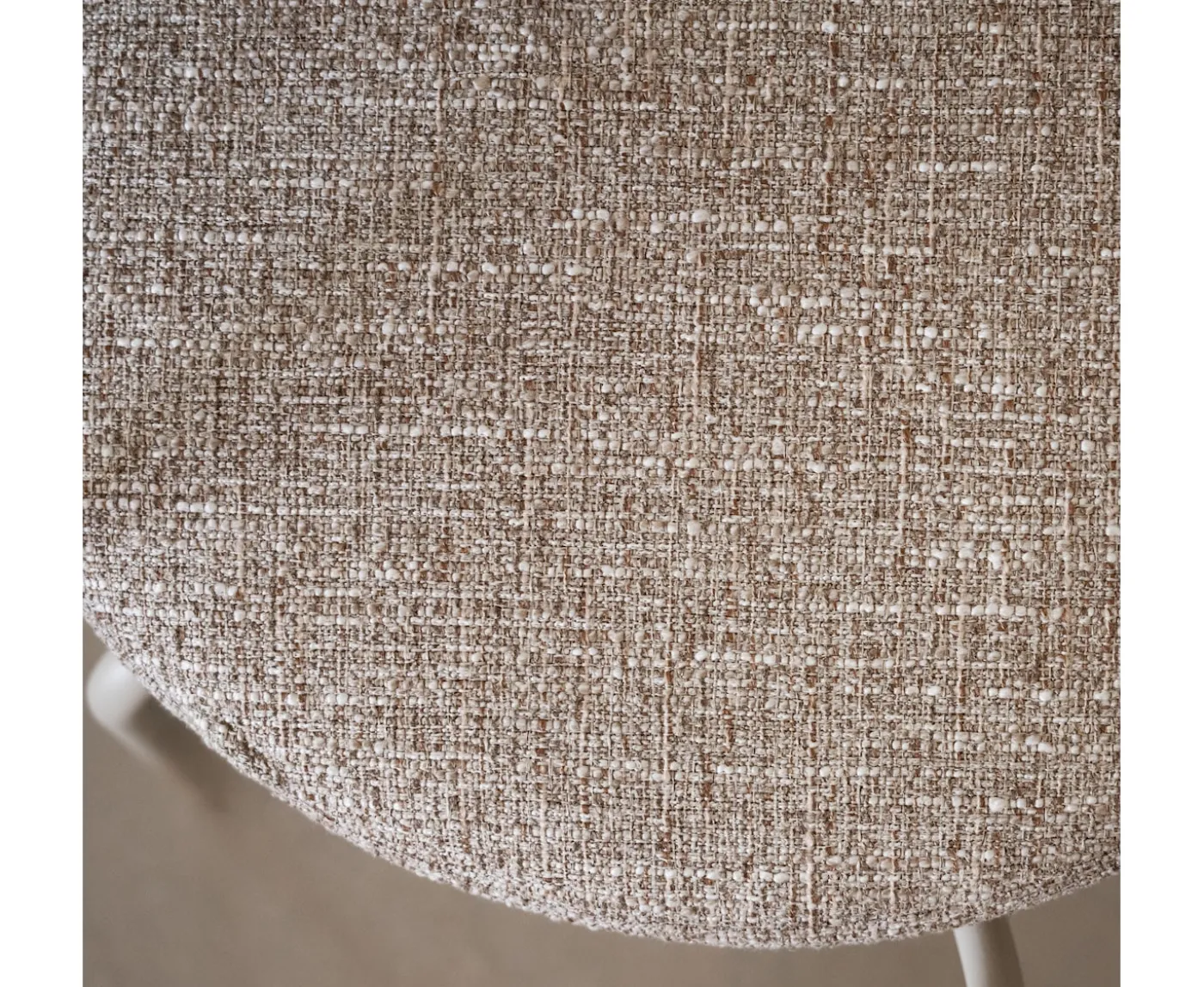 Rowico Home Merrick Snurr Karmstol Mörkbeige/Vitpigment