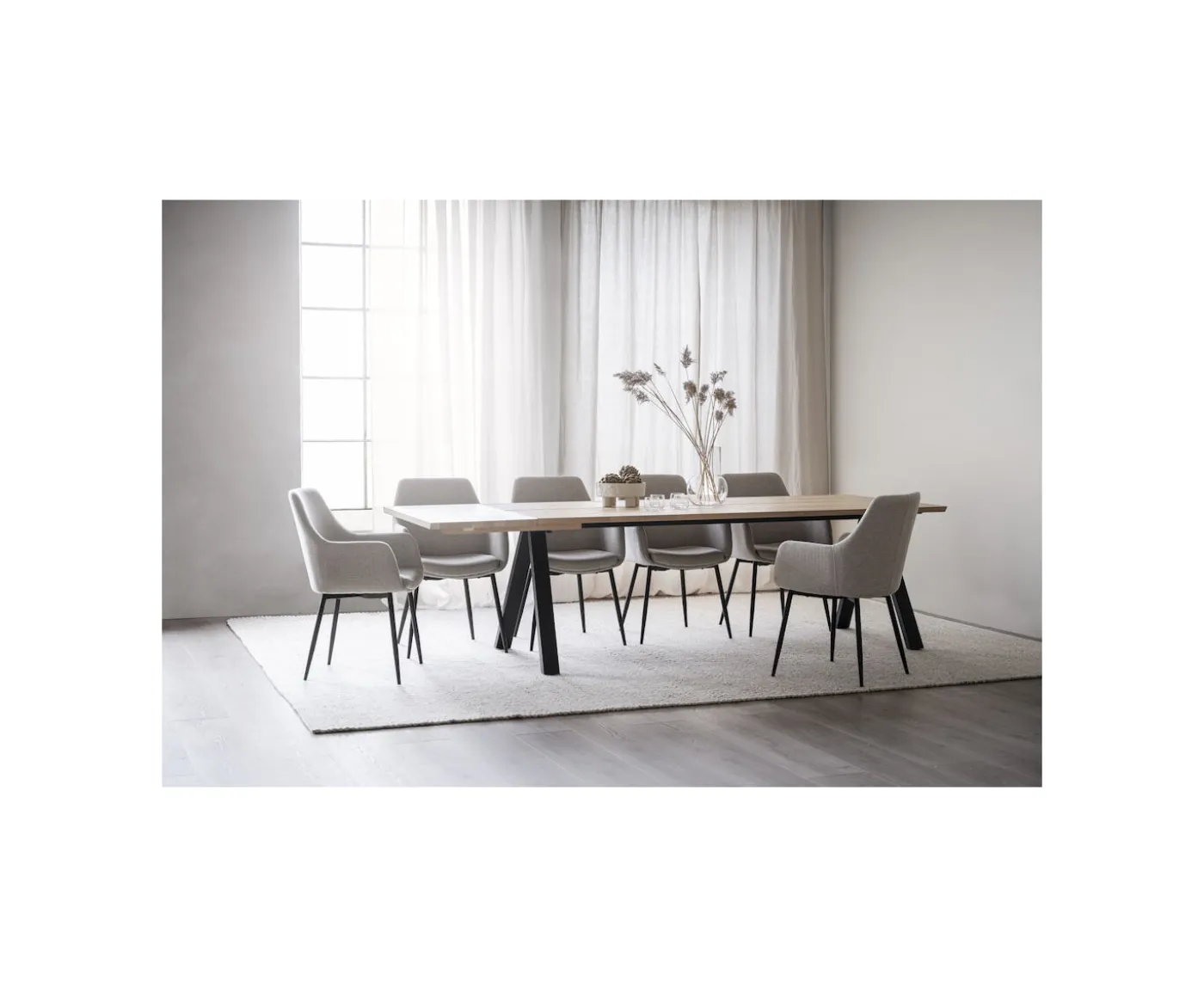 Rowico Home Reily Karmstol Beige/Svart