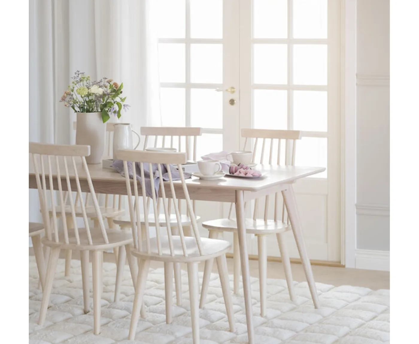 Rowico Home Yumi Matbord Vitpigmenterad 190cm