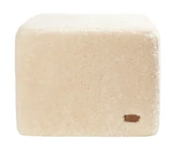 Shepherd Emma Sittpuff Fårskinn Creme 40x40