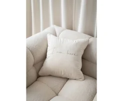 Sleepo Collection I am here Kuddfodral Offwhite