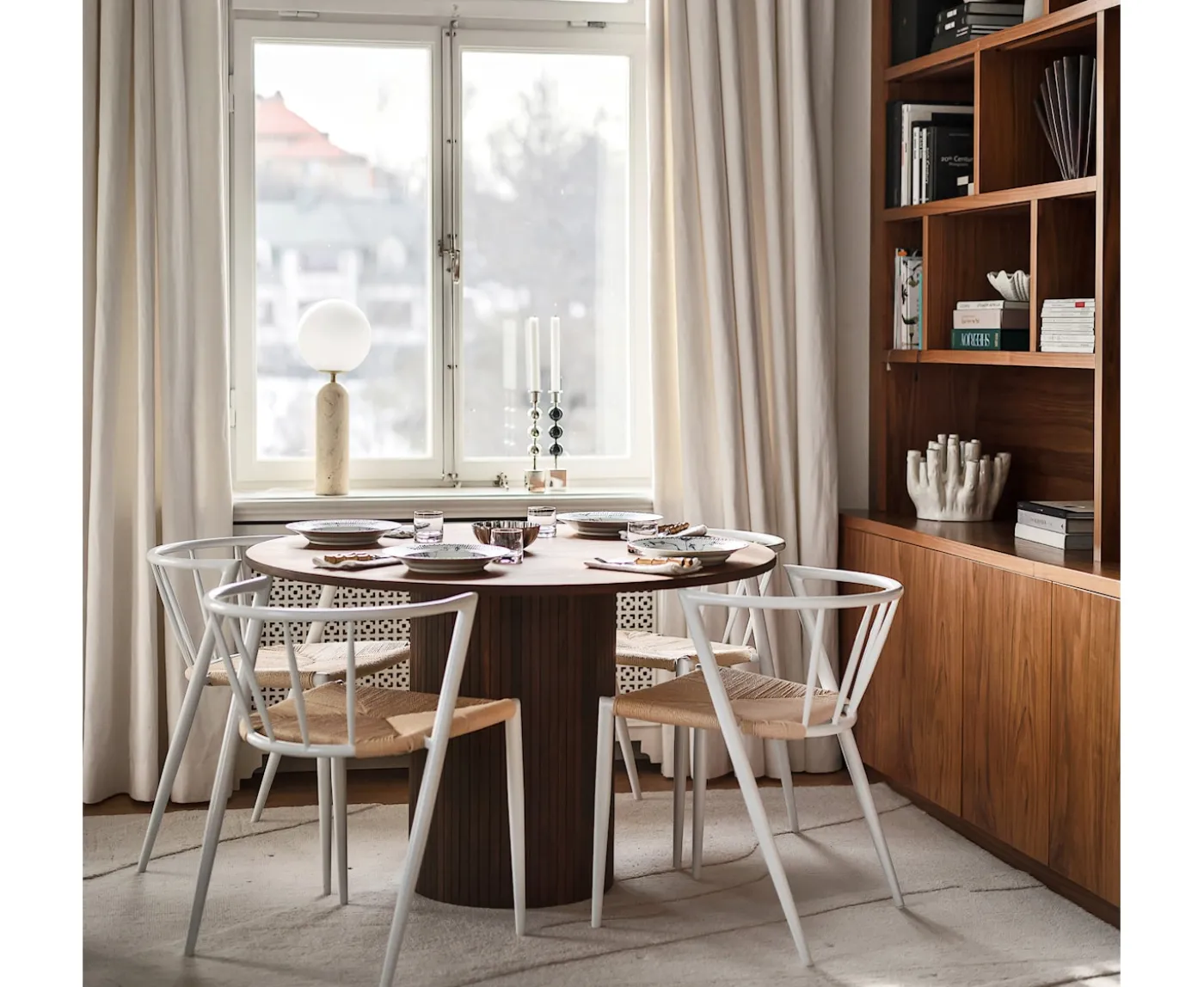 Sleepo Collection Adele Matbord Brunbetsad Ø120