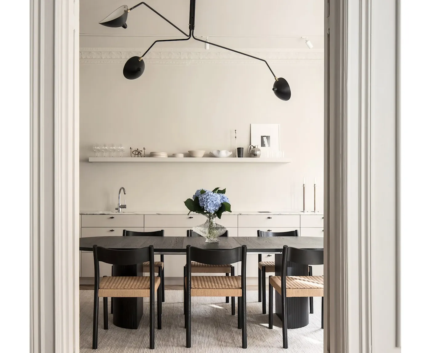 Sleepo Collection Colin Matstol Svartbetsad Ek